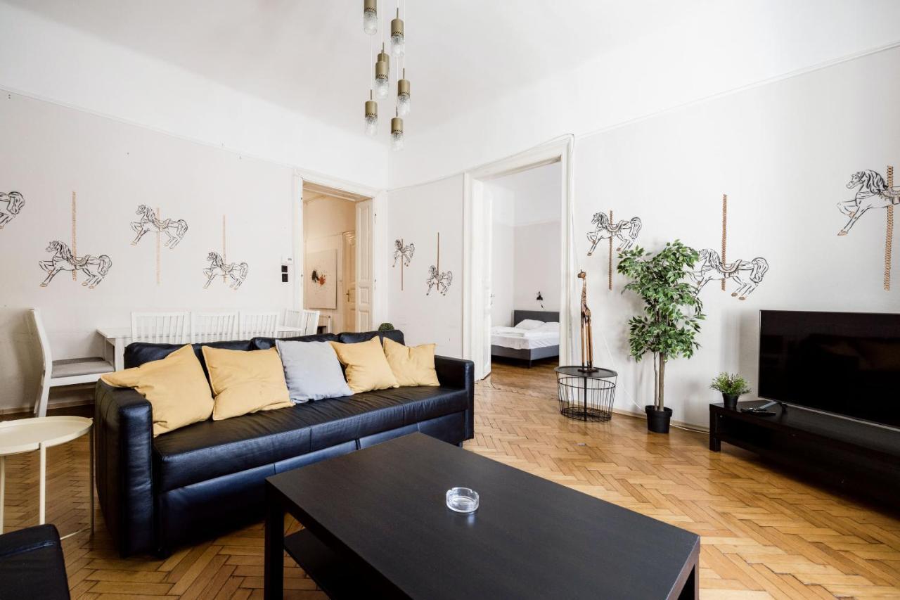 بودابست Downtown Circus Apartment المظهر الخارجي الصورة